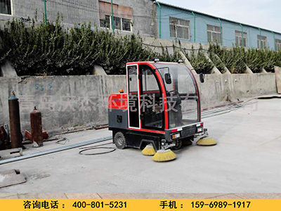 物业用驾驶式扫地车的日常保养青岛扫地车驾驶式扫地车